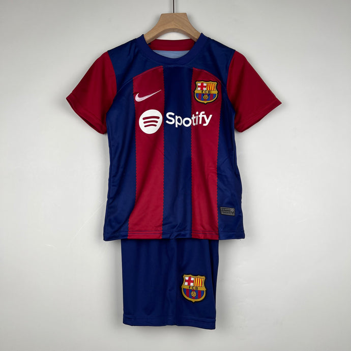 Kit Infantil Futebol Barcelona Listrado Classico Vermelho e Azul 23/24