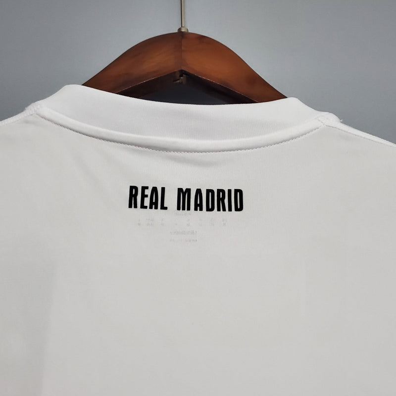 camisa-real-madrid-titular-home-I-retrô-branco-azul-gola-frente-2010-2011-versão-retrô-cristiano-ronaldo-ozil-benzema-kroos-manga-curta-costas