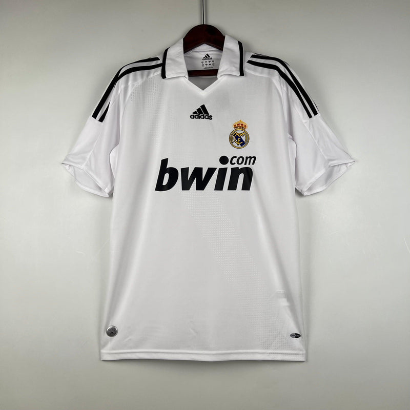 camisa-real-madrid-titular-I-home-gola-polo-branco-preto-manga-curta-gola-v-2008-2009-higuain-sergio-ramos