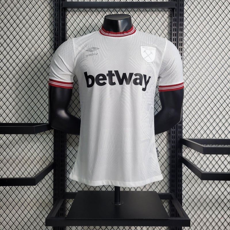 Camiseta West Ham Away Versão Jogador Umbro 23/24