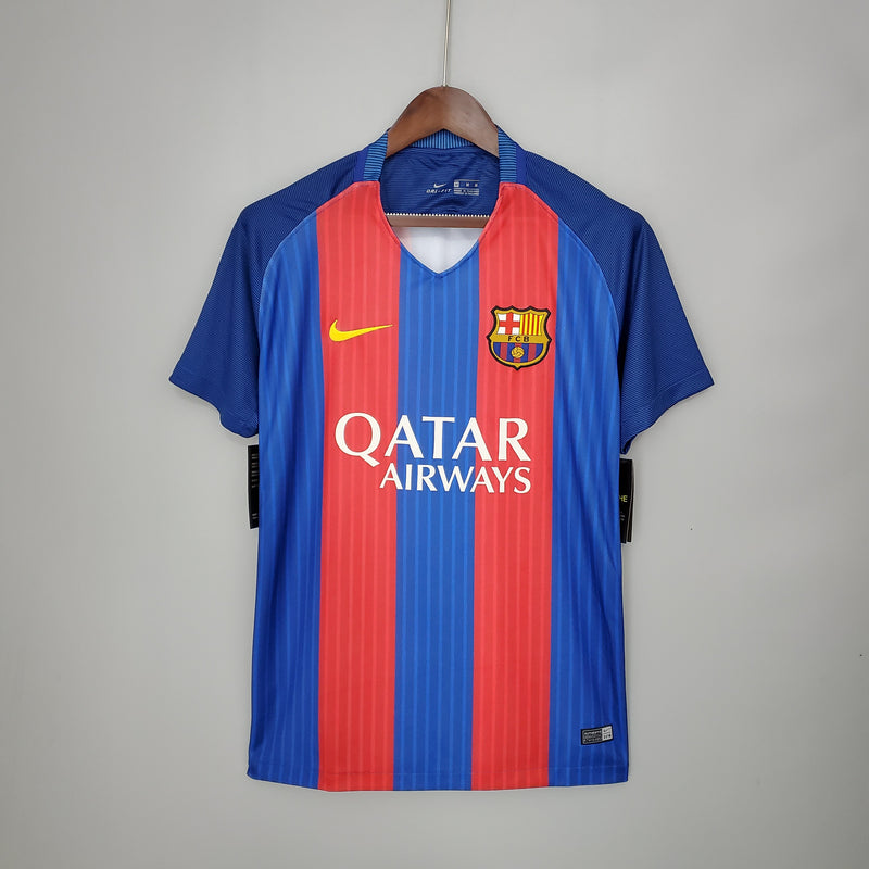 camisa-barcelona-2016-2017-titular-oitavas-de-final-neymar-messi-sergio-roberto-gola-v-vermelho-azul-listrado-bernabeu