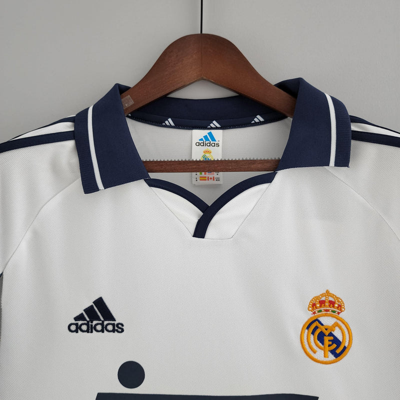 camisa-real-madrid-retrô-2001-2002-titular-branco-azul-gola-polo-bordado-listras-preta