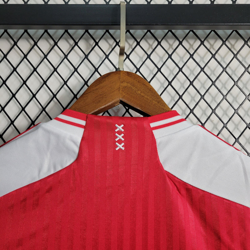 camisa-ajax-manto-ajax-home-vermelho-branco-adidas-23-24-torcedor-campeonato-alemao-ajax-Brian-Brobbey