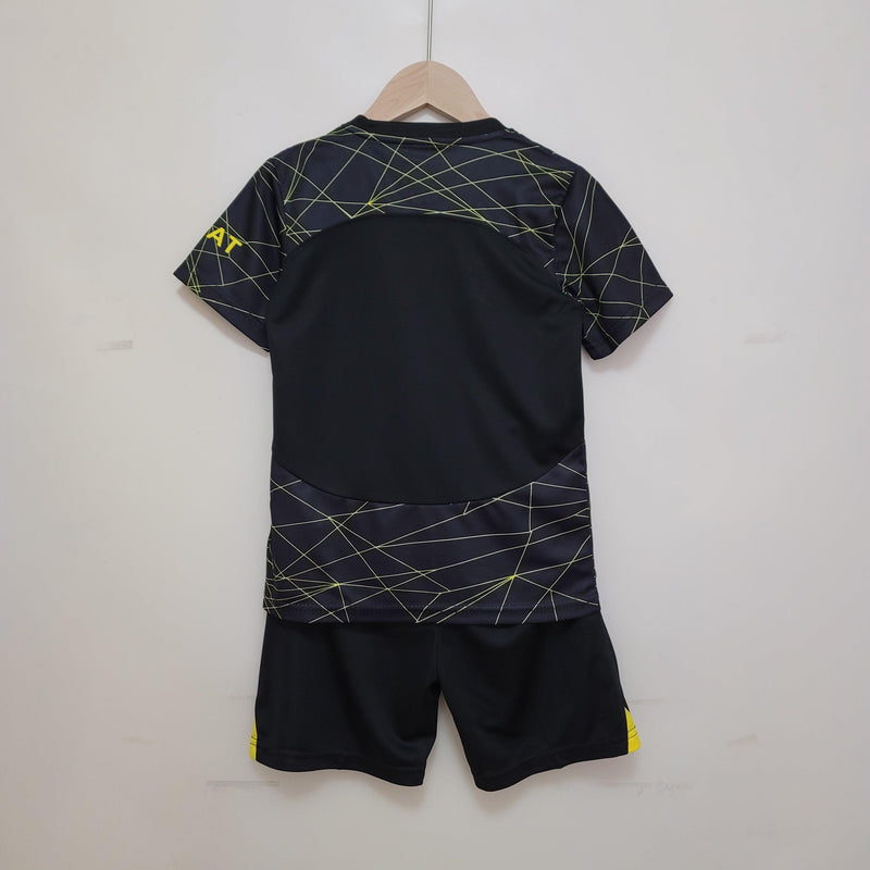 Kit Infantil Futebol Paris Saint Germain IIII PSG Uniforme 4 23/24