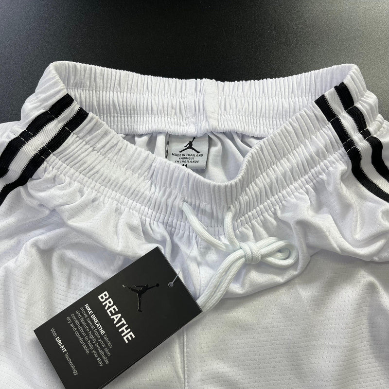 Shorts Academia Clássico Jordan Preto/Branco Bolso