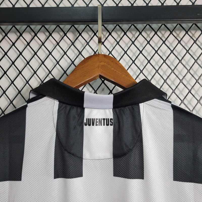 Camisa Juventus Retrô I Titular 2014/15