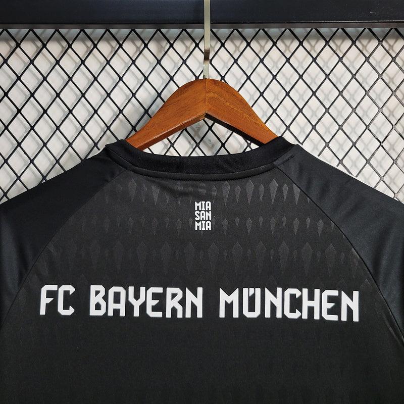 Camisa Bayern de Munique Adidas - Goleiro Versão Torcedor Preta e Branca 23/24