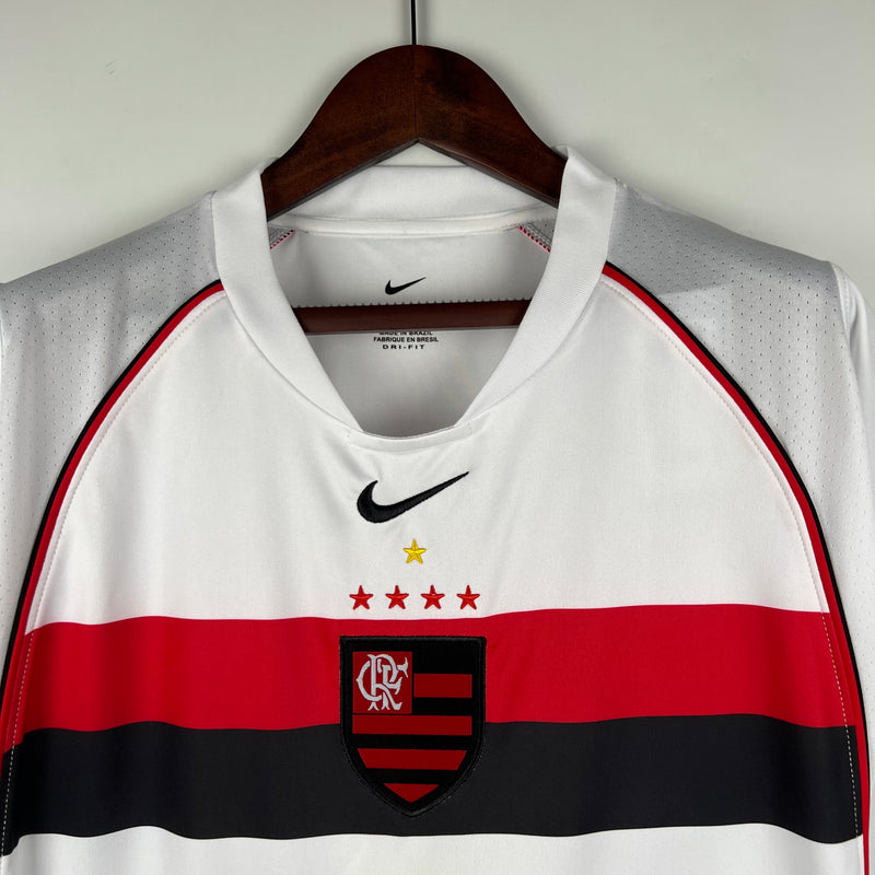 camisa-mengo-retrô-II-away-2002-branco-vermelho-lubrax-bordado