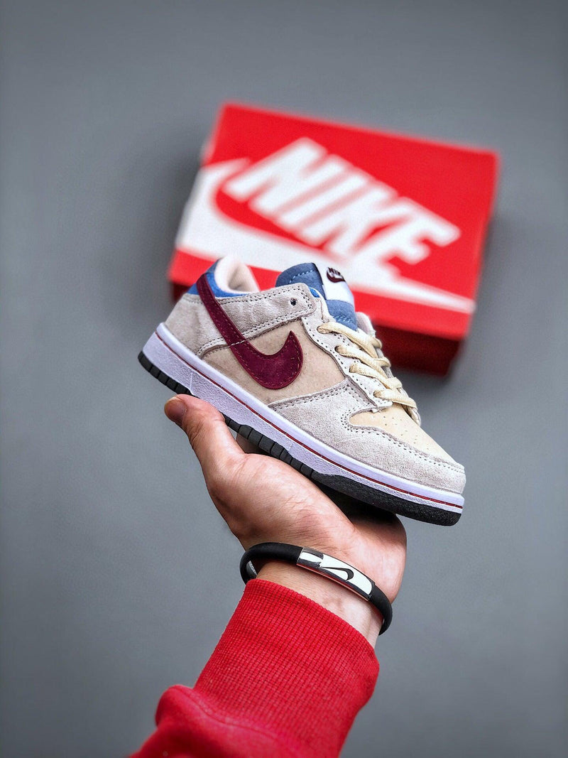 Nike Sb Dunk Low Bucks Bege Infantil