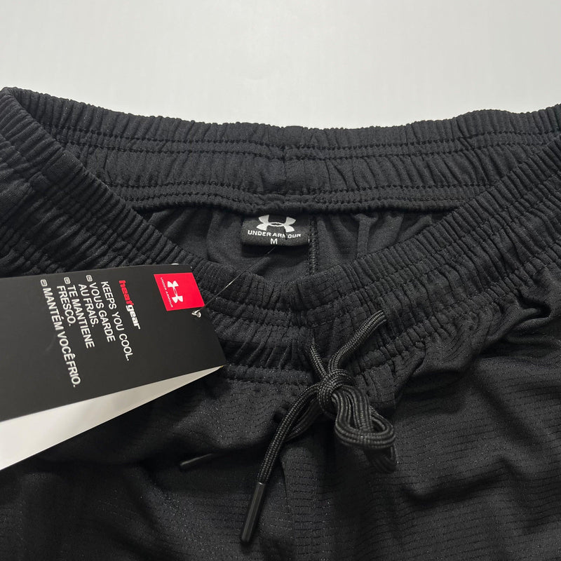 Shorts Esportivo Under Armour Academia Preto/Branco Com Bolso