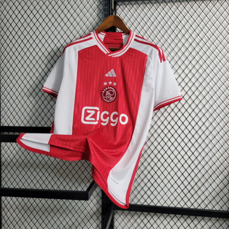 camisa-ajax-manto-ajax-home-vermelho-branco-adidas-23-24-torcedor-campeonato-alemao-ajax-Brian-Brobbey