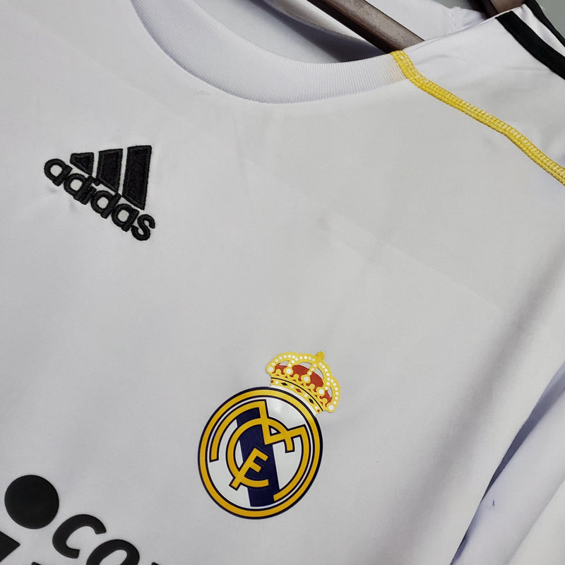 camisa-real-madrid-retrô-2009-2010-titular-I-manga-curta-gola-silk-bordado