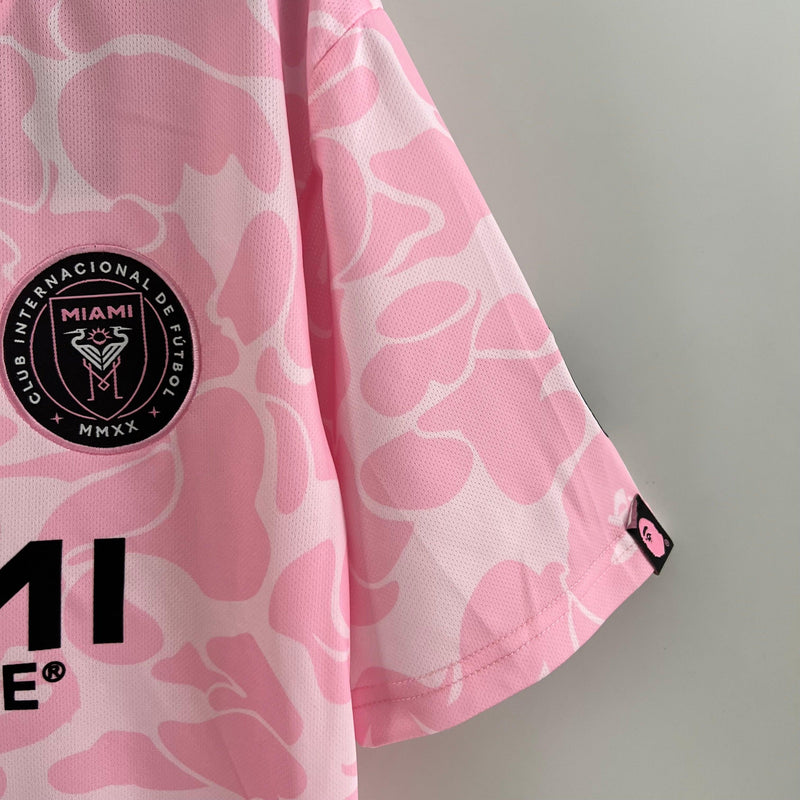 camisa-inter-miami-concept-rosa-gola-redonda-23-24-versao-torcedor-bordado-messi-beckham