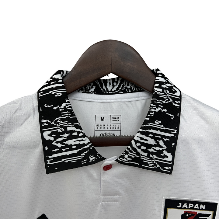 CAMISA-JAPÃO-uchiha-itachi-gola-polo-bordado-adidas-versao-torcedor-branco-preto-anime-otaku