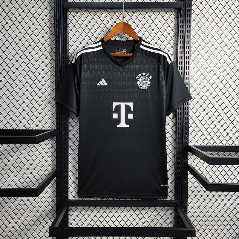 Camisa Bayern de Munique Adidas - Goleiro Versão Torcedor Preta e Branca 23/24