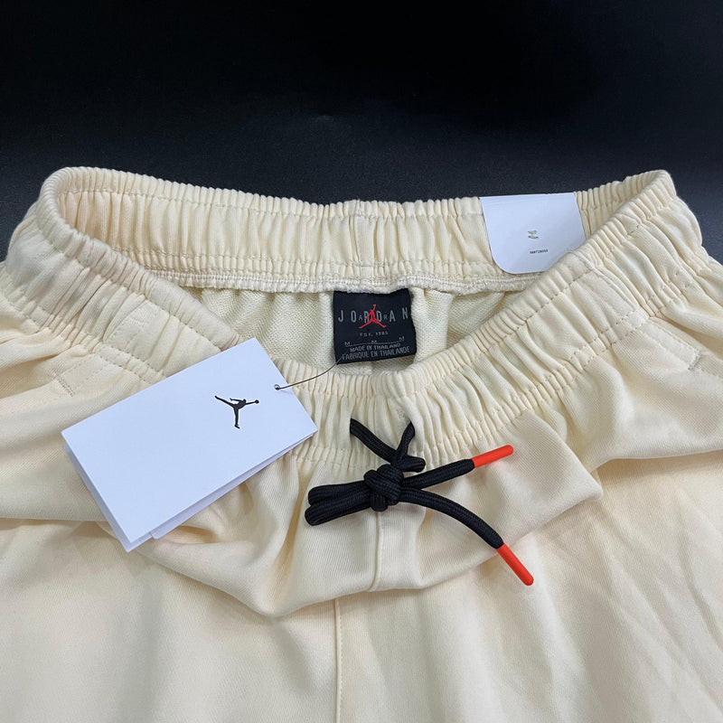 Shorts Jordan Branco Com Bolso Oficial Member