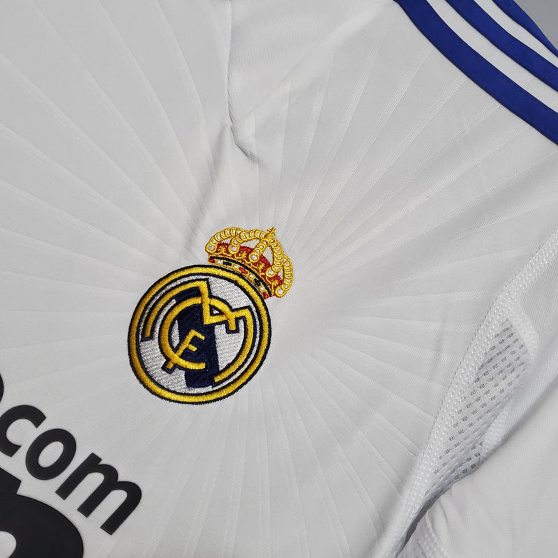 camisa-real-madrid-titular-home-I-retrô-branco-azul-gola-frente-2010-2011-versão-retrô-cristiano-ronaldo-ozil-benzema-kroos