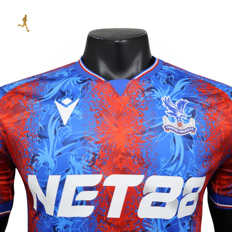 Camisa Crystal Palace I Titular 24/25 Vermelho Azul Branco Macron - 100 Anos Selhurst Park