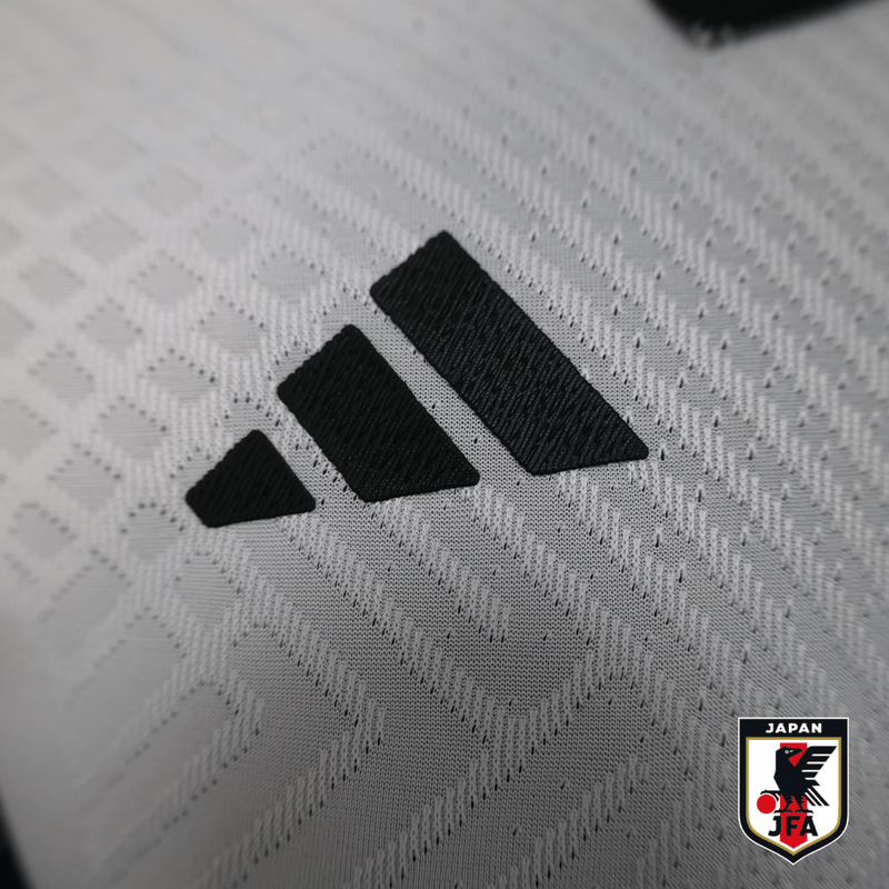 Camisa Japão Concept Versão Jogador 2023/24 - Branco, Preto, Vermelho - Seleção Japonesa Concept Adidas Gola Polo Preto e Branco