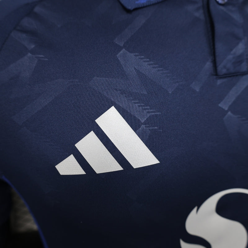 Camisa Manchester United II Away 24/25 SnapDragon Versão Jogador Azul Preto Branco - Adidas