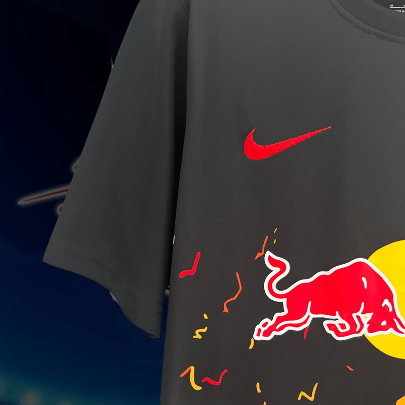 Camisa Do Red Bull Leipzig Home 2024/2025 Versão Torcedor Edição Especial ONFire- Adidas Vermelho Bordô, Amarelo