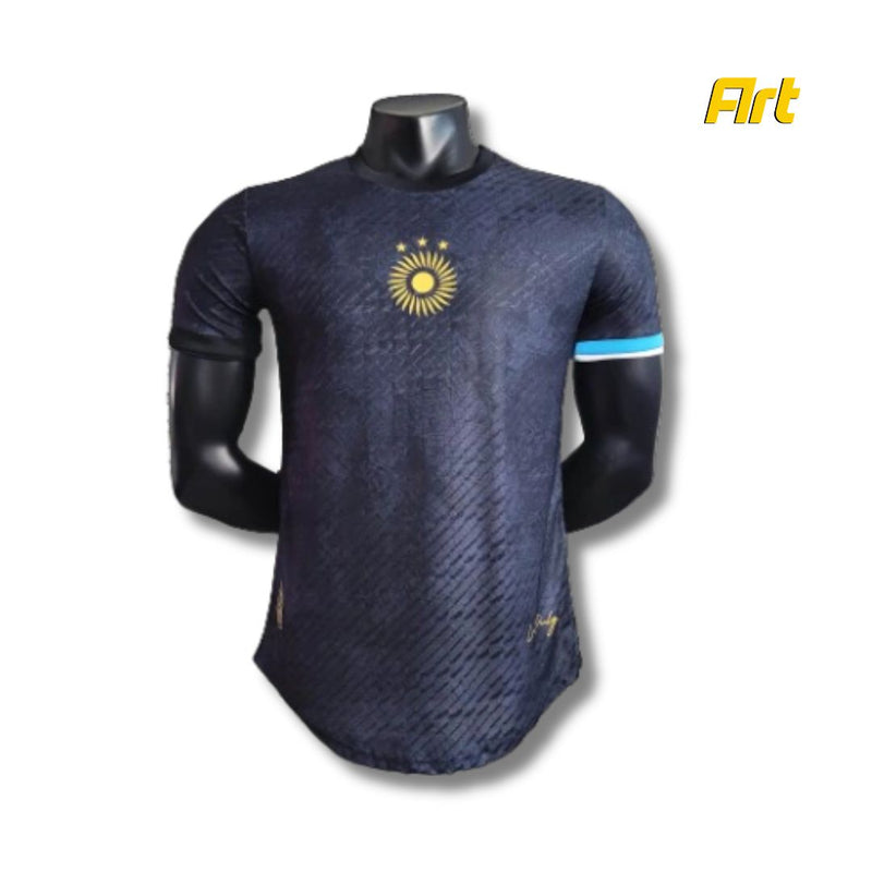 Camisa Argentina Concept Messi 2023/24 Goat - Concept Versão Jogador Preta, Azul e Branca - Gola Preta Redonda