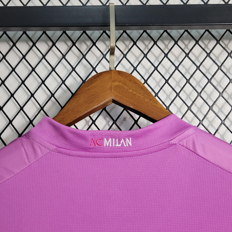 Camisa-Milan-away-ll-gola-redonda-2-23-24-puma-roxo-rosa-azul-branco-verde-acmilan-ibrahimovic-torcedor-costas