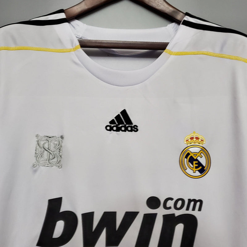 camisa-real-madrid-retrô-2009-2010-titular-I-manga-curta-gola-silk-bordado