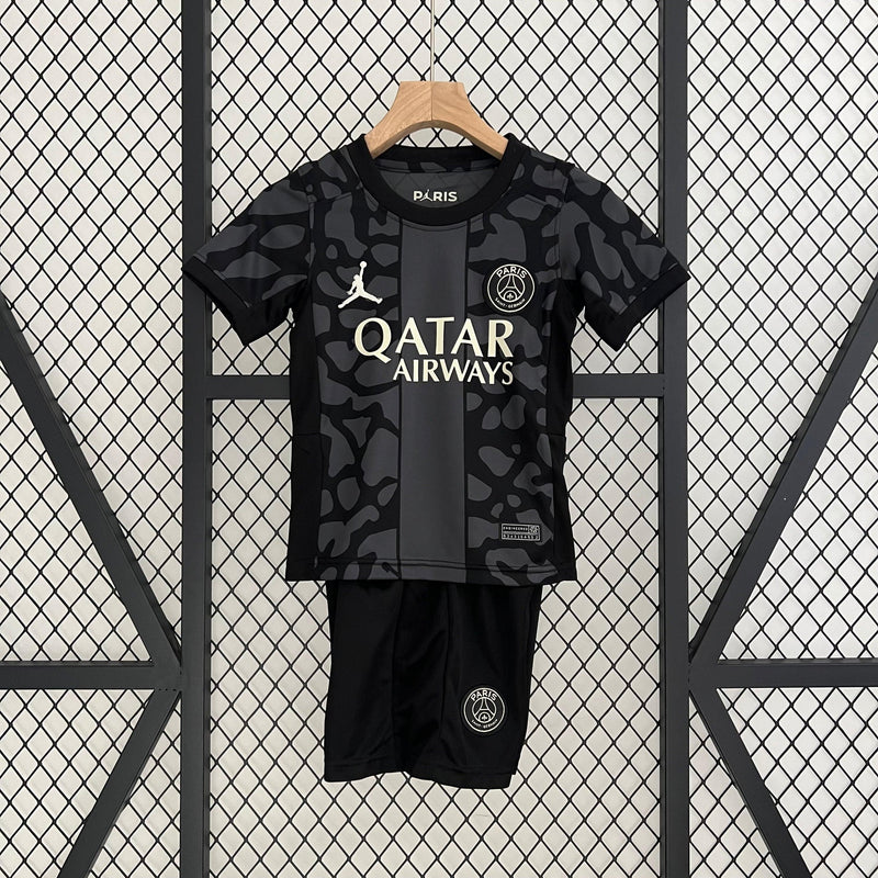 Conjunto Infantil Paris Saint-Germain Psg Third Away Nike Jordan 23/24 Futebol - Preto e Cinza