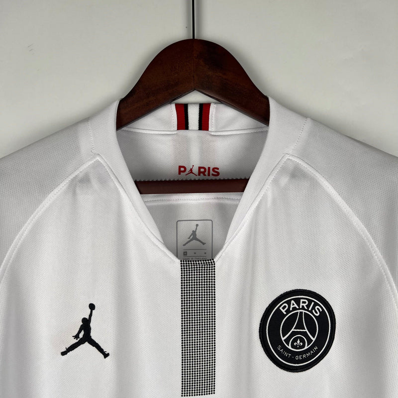 camisa-paris-saint-germain-retro-away-reserva-branco-cinza-2018-2019-neymar-mbappe