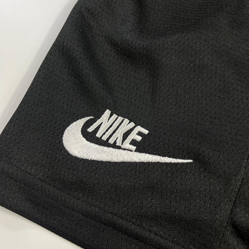 Shorts Preto Com Bolso Nike