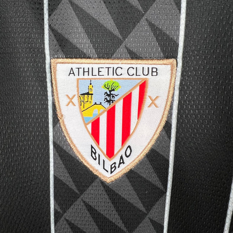 camisa-atletico-club-bilbao-goleiro-23-24-preto-branco-castore-guruzeta-unai-simón-julen-agirrezabala