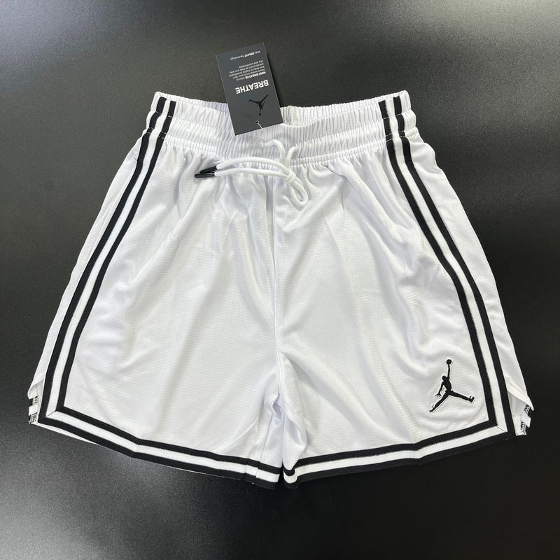 Shorts Academia Clássico Jordan Preto/Branco Bolso