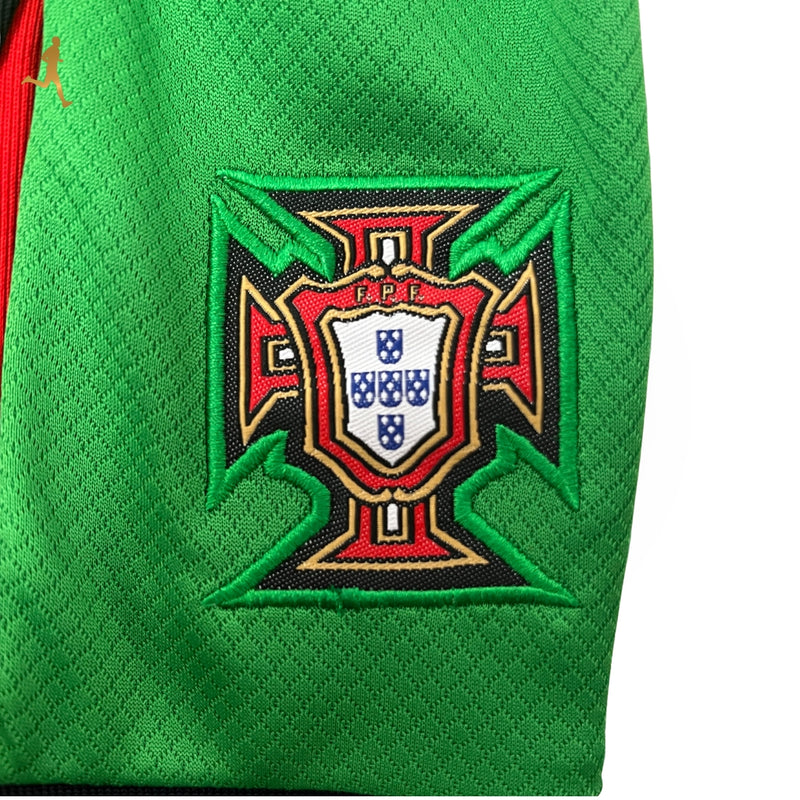 Conjunto Portugal I Titular 24/25 Versão Torcedor Home - Infantil Kit de Futebol Infantil Portugal Cristiano Ronaldo CR7