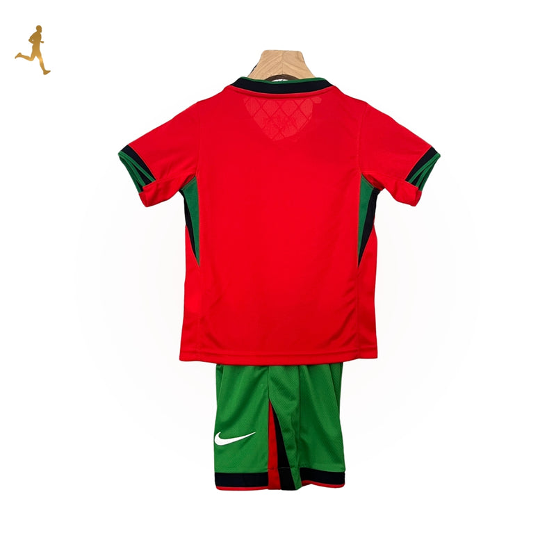 Conjunto Portugal I Titular 24/25 Versão Torcedor Home - Infantil Kit de Futebol Infantil Portugal Cristiano Ronaldo CR7