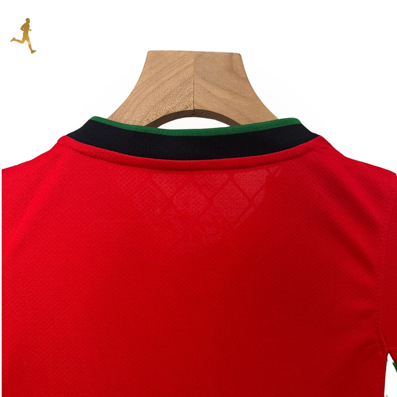 Conjunto Portugal I Titular 24/25 Versão Torcedor Home - Infantil Kit de Futebol Infantil Portugal Cristiano Ronaldo CR7