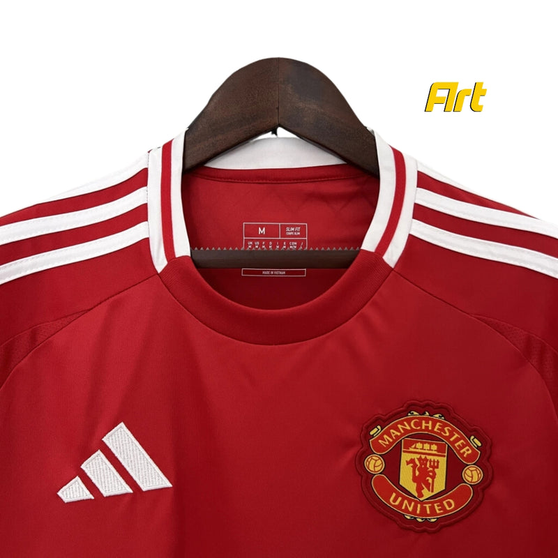 camisa-manchester-united-I-titular-24-25-versao-torcedor-premiere-league-adidas-bordado