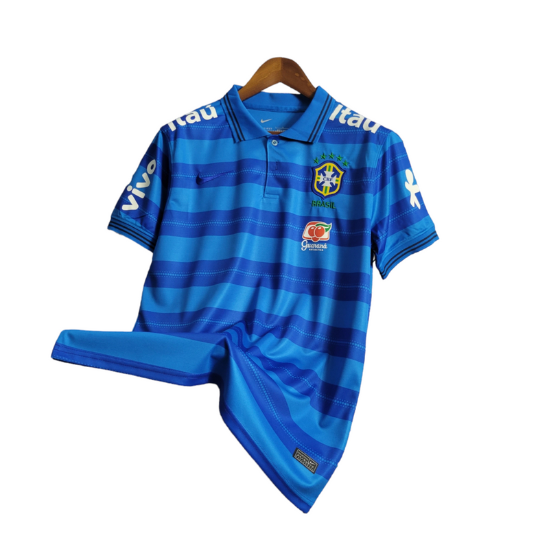 camisa-brasil-gola-polo-azul-gola-branca-botão-vivo-itau-guaraná