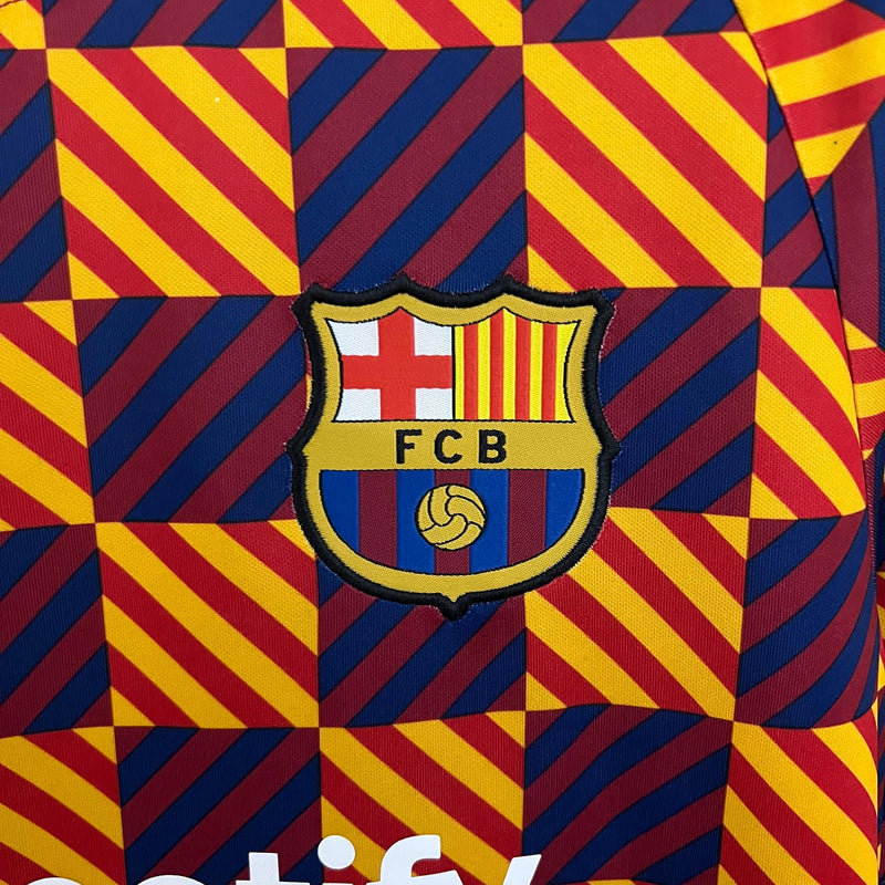 camisa-barcelona-treino-23-24-quadriculado-torcedor-aamrelo-grená-vermelho-pretro-pedri-gavi-lewandowski-jordi-alba-xavi