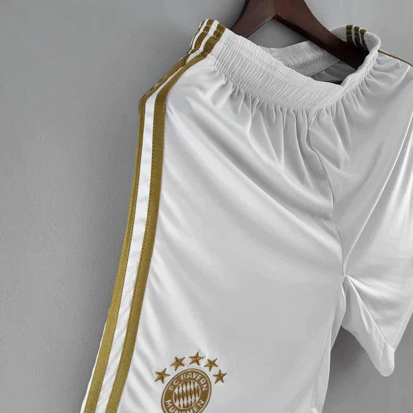 Shorts Bayern de Munique Adidas Away 2022/23 Branco