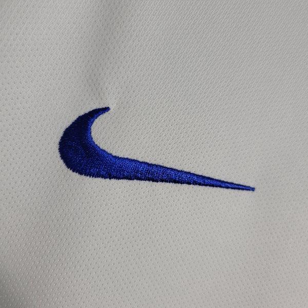 Camisa Feminina Brasil Nike 2019/20 Branco com Gola Azul