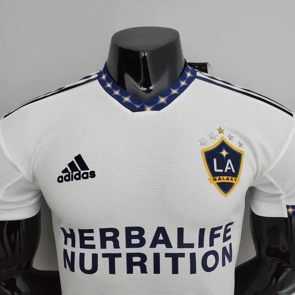 Camisa do Los Angeles LA Galaxy Versão Jogador Adidas Home 2022/23 com Branco dAzul e Amarelo