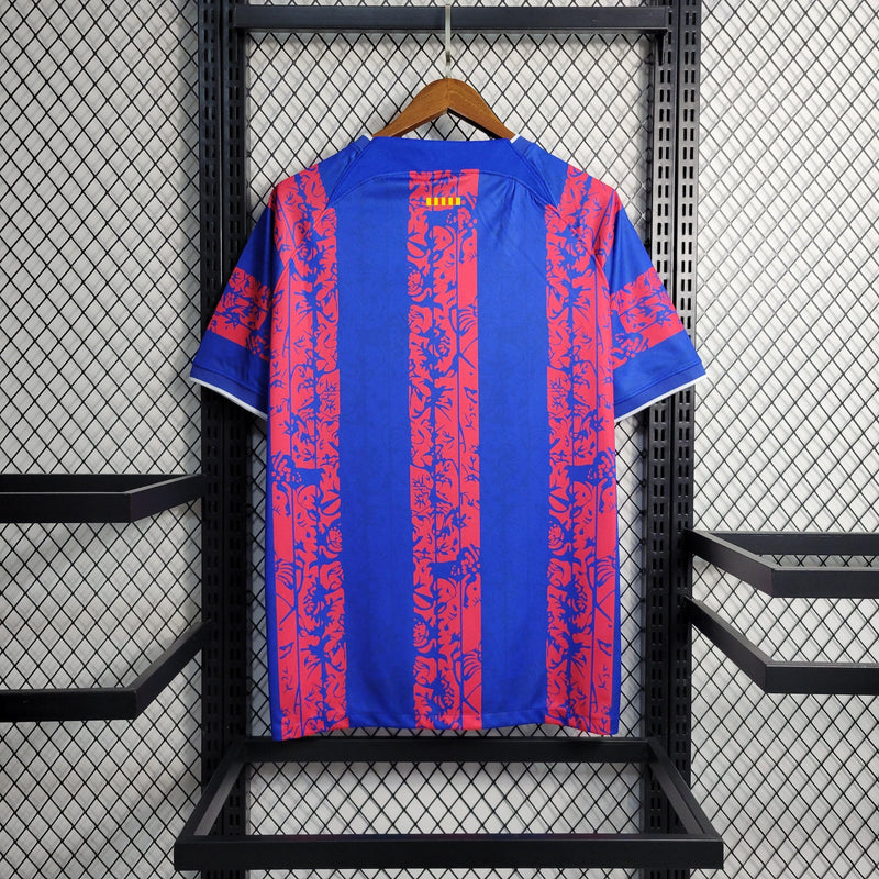 Camisa Barcelona Treino Nike - Versão Torcedor 23/24 Azul e Vermelho Spotify