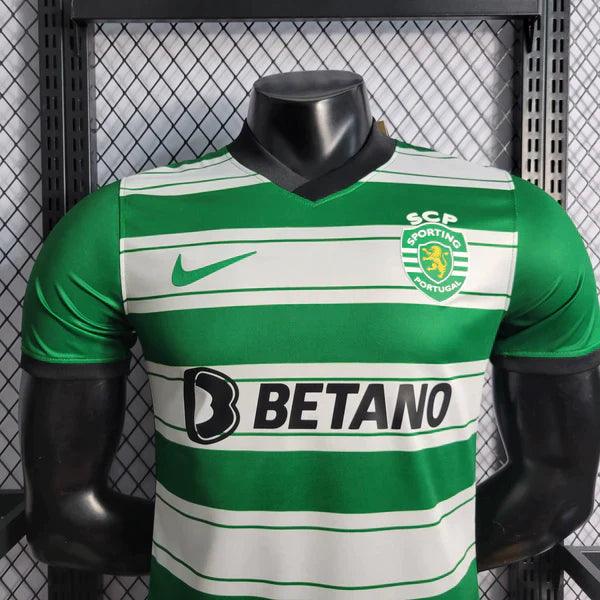 camisa-sporting-lisboa-versão-jogador-22-23-verde-branco-listrado-gola-V