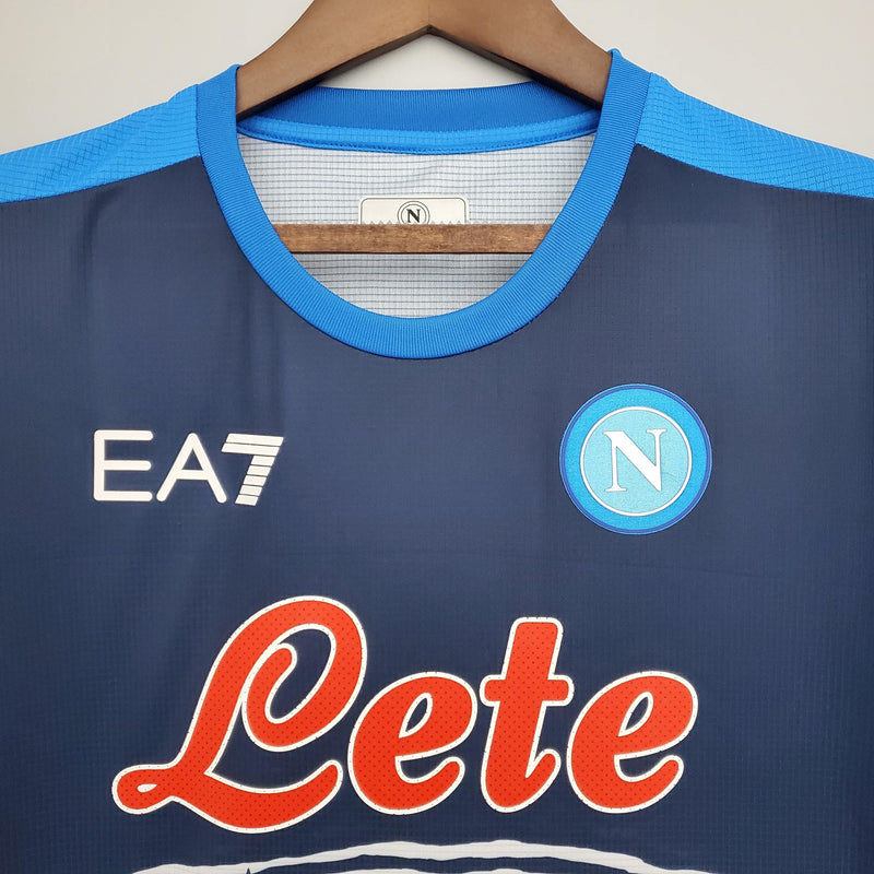 Camisa Napoli EA7 - Versão Torcedor 22/23 Edição Especial Azul Escuro Maradona