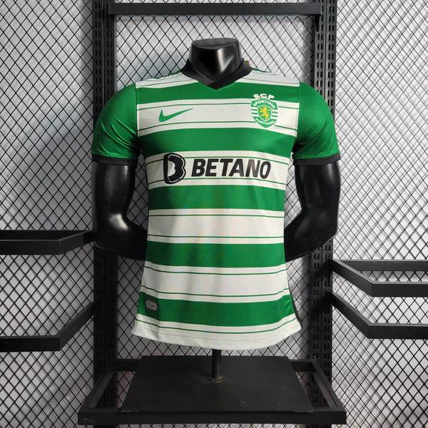 camisa-sporting-lisboa-versão-jogador-22-23-verde-branco-listrado-gola-V