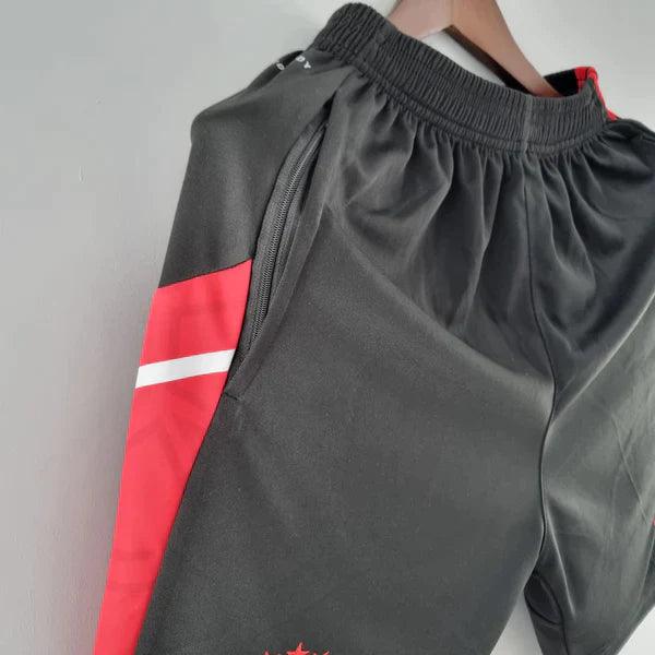 Shorts Bayern de Munique Adidas Training 2022/23