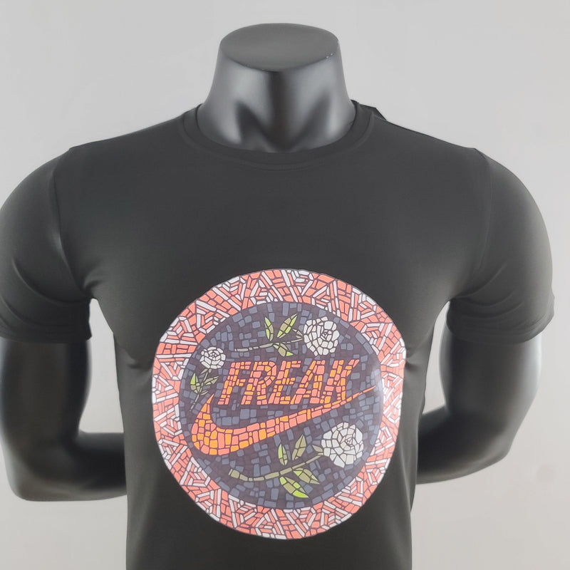 Camiseta Esportiva Nike Freak