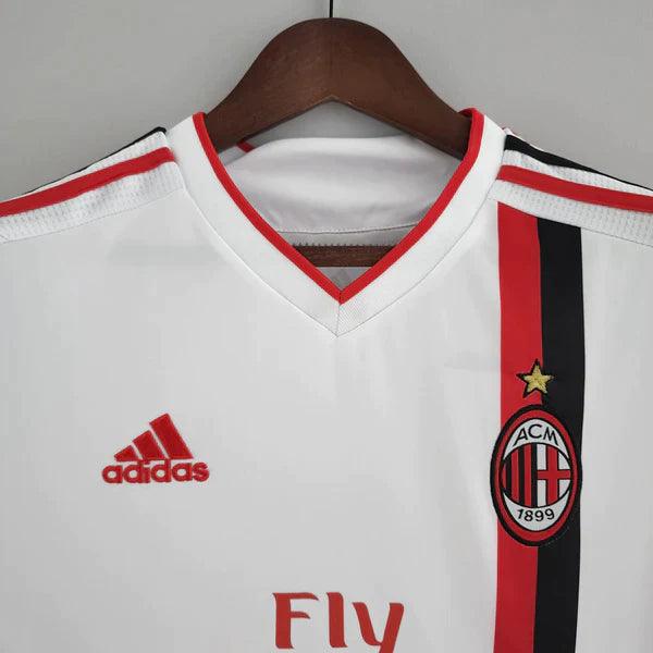 camisa-ac-milan-reserva-2011-2012-campeonato-italiano-serie-a-branco-vermelho-preto-gola-v
