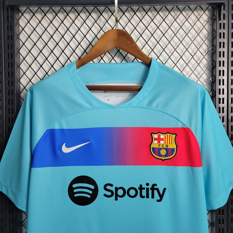 camisa-barcelona-nike-away-23-24-branco-azul-grená-pedri-jordi-alba-lewandowski-gavi-xavi-rafinha-torcedor